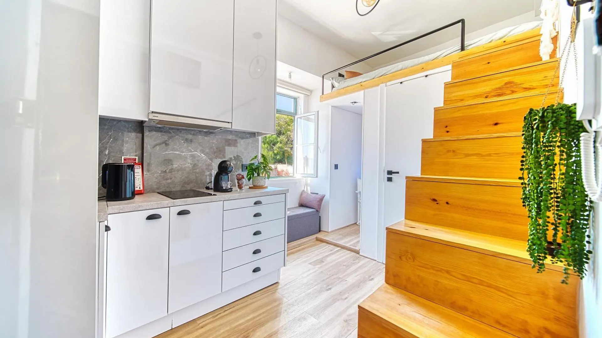 Historic Gem & Modern Loft In The Heart Of Lisbon Διαμέρισμα