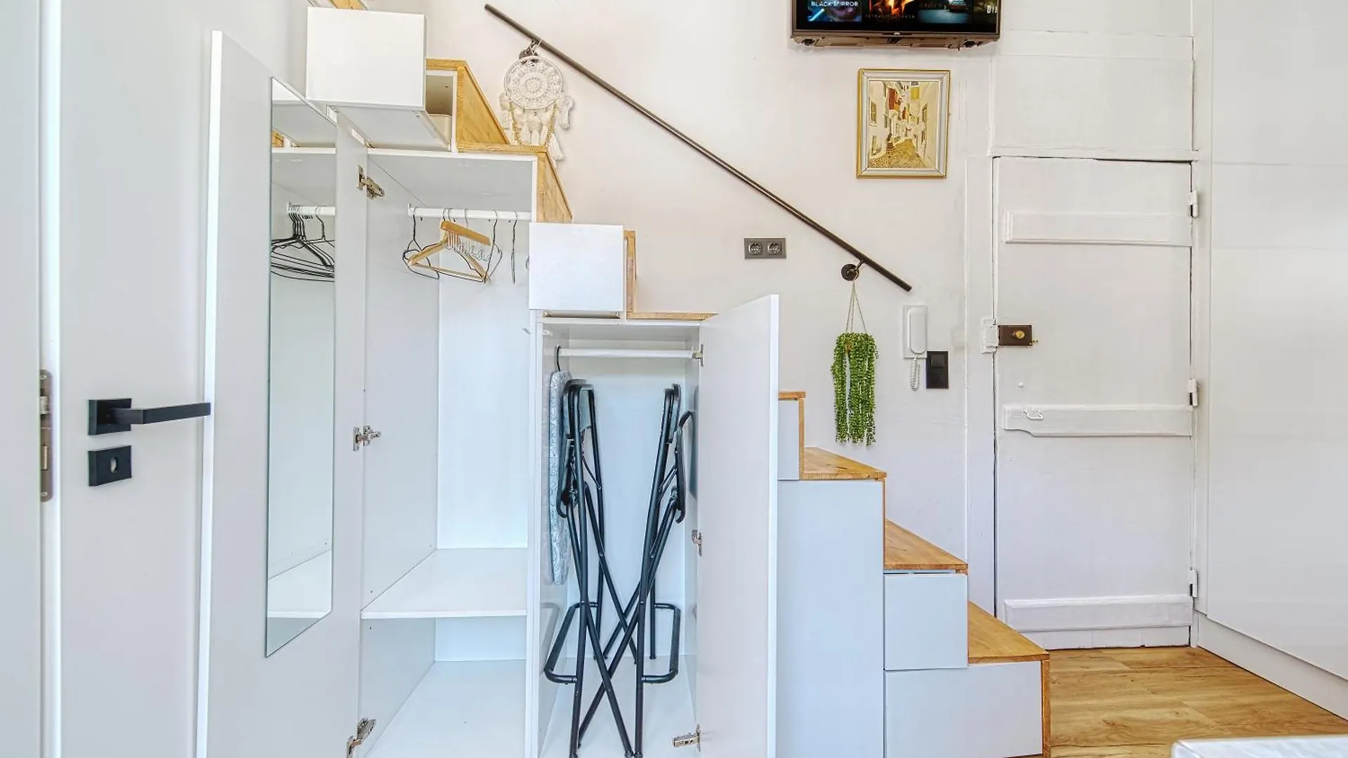 Historic Gem & Modern Loft In The Heart Of Lisbon Apartman