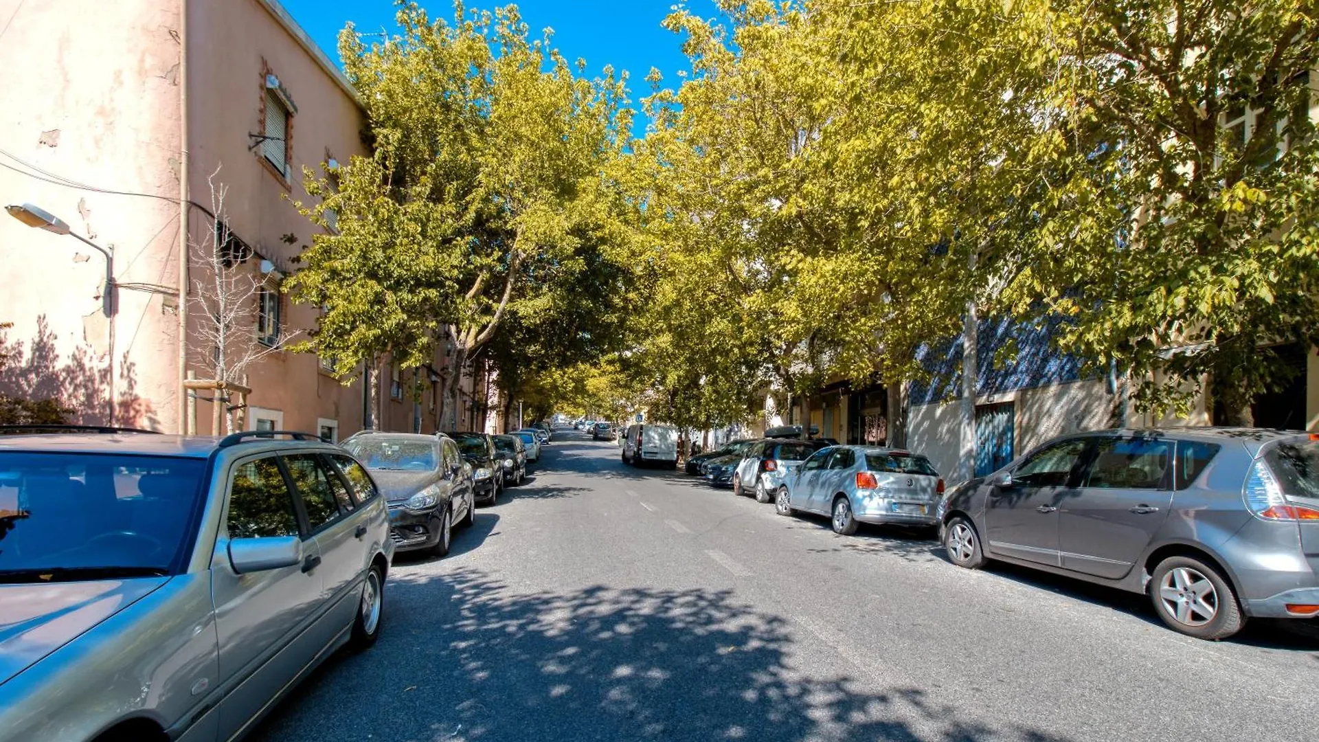 Historic Gem & Modern Loft In The Heart Of Lisbon Apartman Portugália